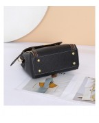 Large capacity high-end fashion handbag